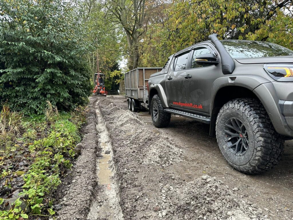 Electricity service trenches dug by Dig and Shift in Willaston